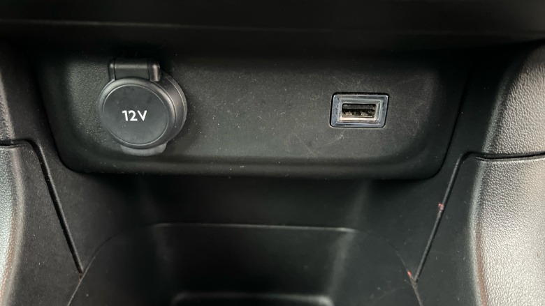 Citroen C3 1.2 PureTech Plus 5dr Petrol Hatchback